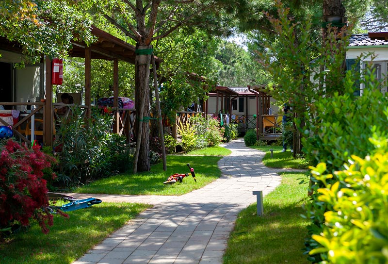 Viale tra le Mobile Home torcello plus gold